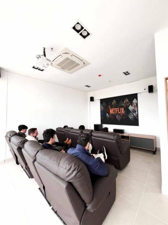Departamento Full A Estrenar Con Wifi Aparthotel Асунсион Екстериор снимка
